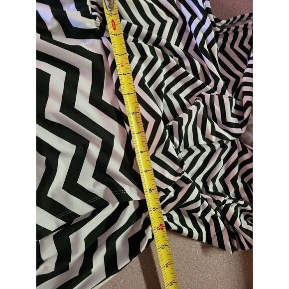Women's size m/L stretchy Chevron high low dress sleeveless v-neck black white - Picture 9 of 13